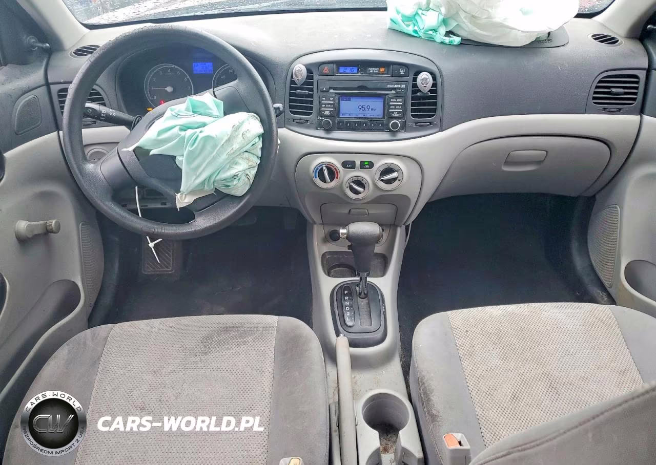 2010 Hyundai Accent Gls VIN:KMHCN4AC6AU452409 - 8