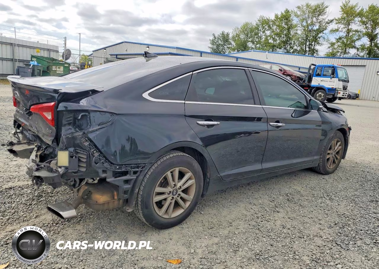 2015 Hyundai Sonata Eco VIN:5NPE24AA3FH111071 - 3