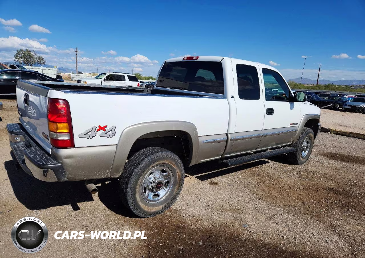 2000 GMC New Sierra K2500 VIN:1GTGK29U2YZ112848 - 3