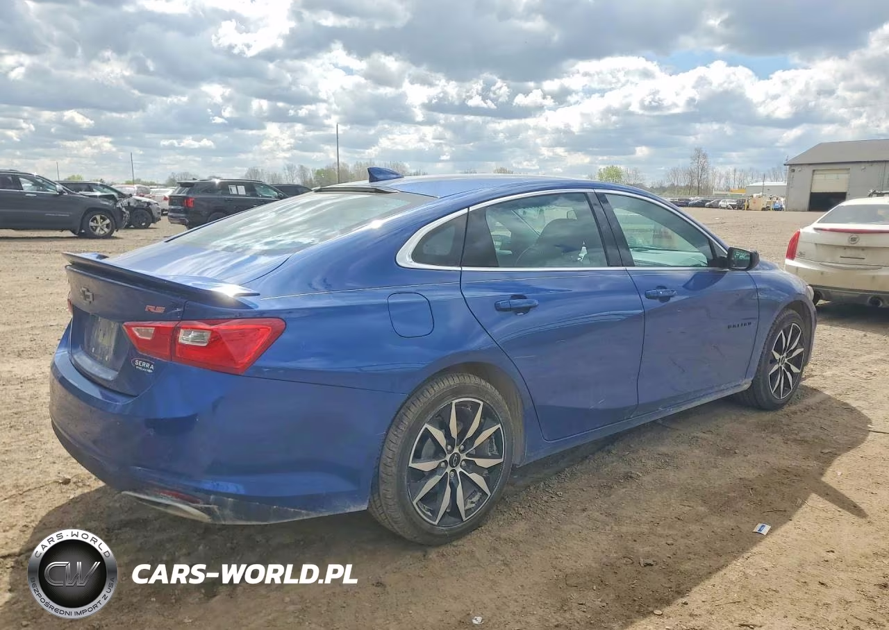 2023 Chevrolet Malibu Rs VIN:1G1ZG5ST3PF135349 - 3