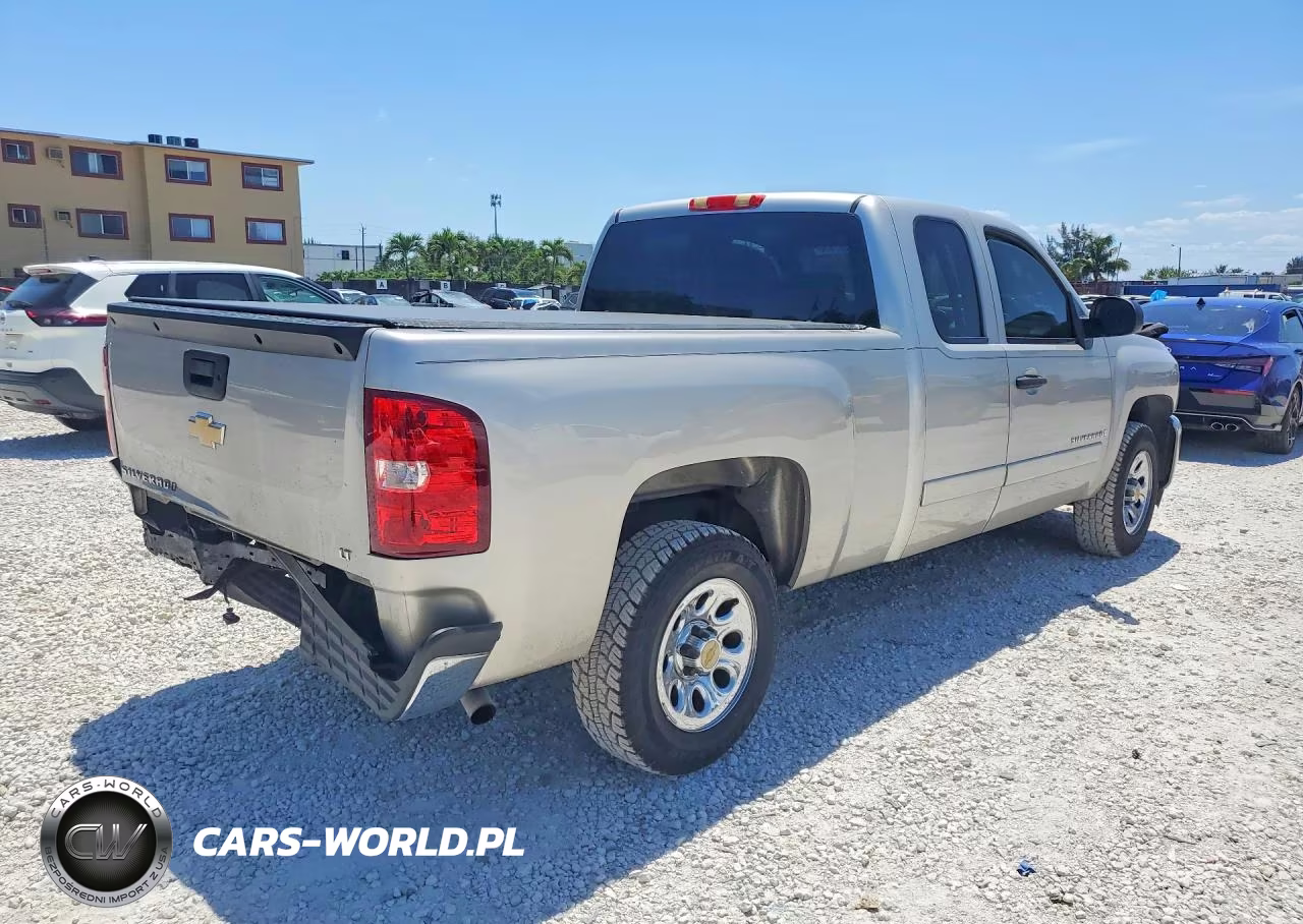 2007 Chevrolet Silverado C1500 VIN:1GCEC19C67Z509970 - 3