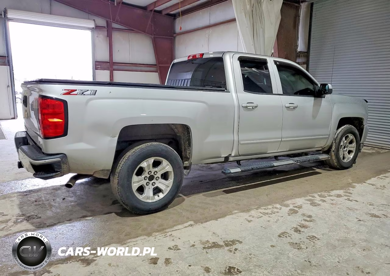 2018 Chevrolet Silverado K1500 Lt VIN:2GCVKREC6J1109768 - 3