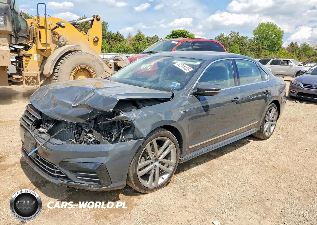 2017 Volkswagen Passat R-Line