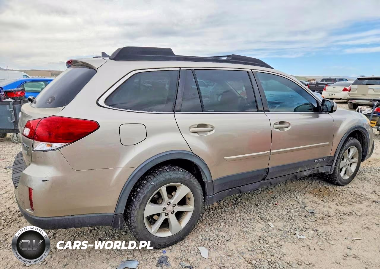 2014 Subaru Outback 2.5I Premium VIN:4S4BRBCCXE3279457 - 3