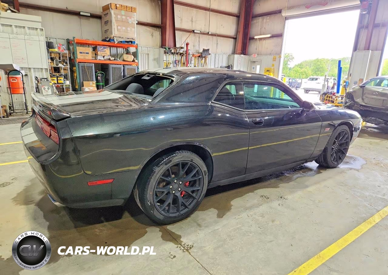 2011 Dodge Challenger Srt-8 VIN:2B3CJ7DJ4BH540845 - 3