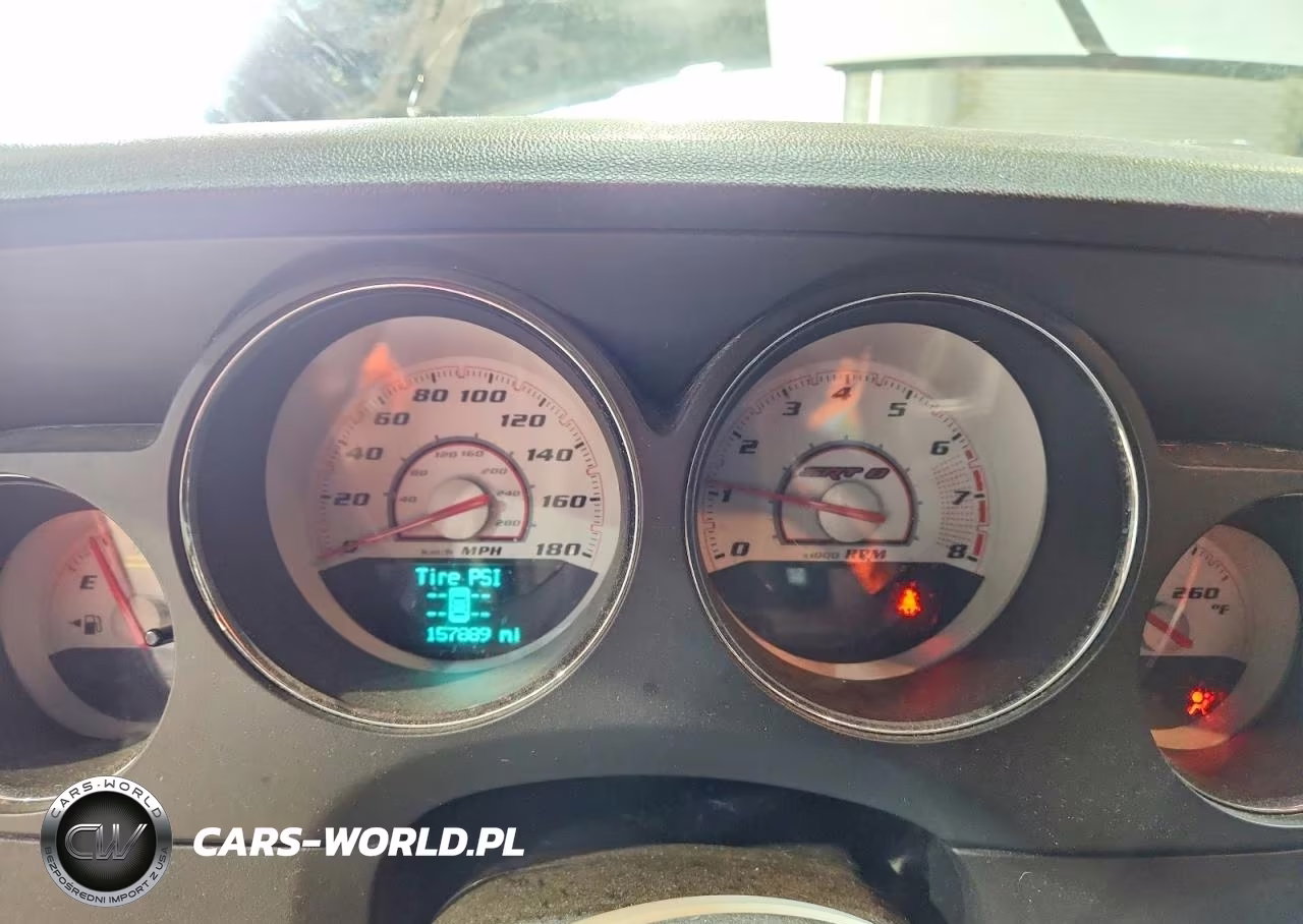 2011 Dodge Challenger Srt-8 VIN:2B3CJ7DJ4BH540845 - 9