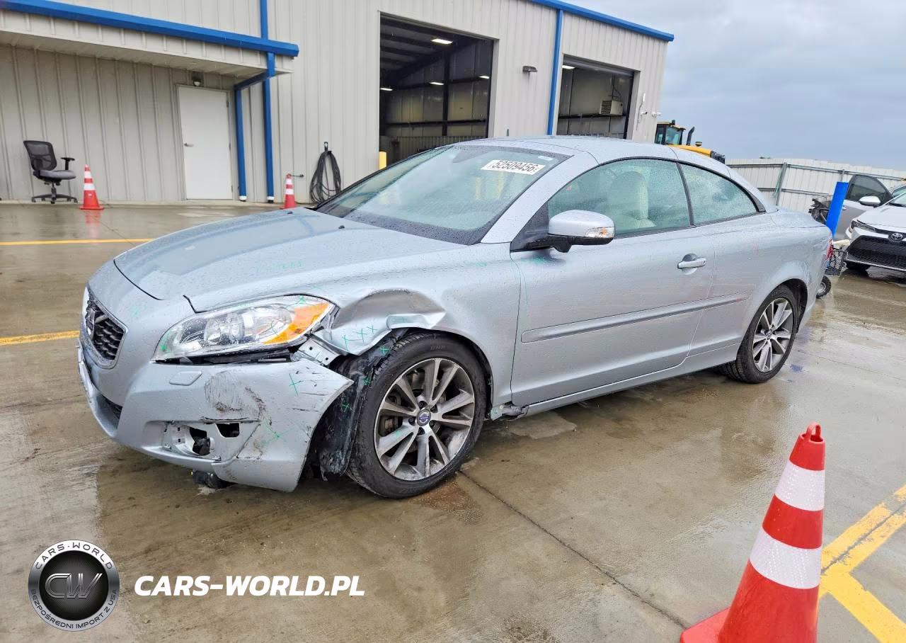 2012 Volvo C70 T5