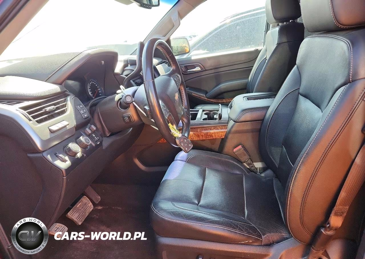 2018 Chevrolet Suburban K1500 Premier VIN:1GNSKJKC8JR301684 - 7