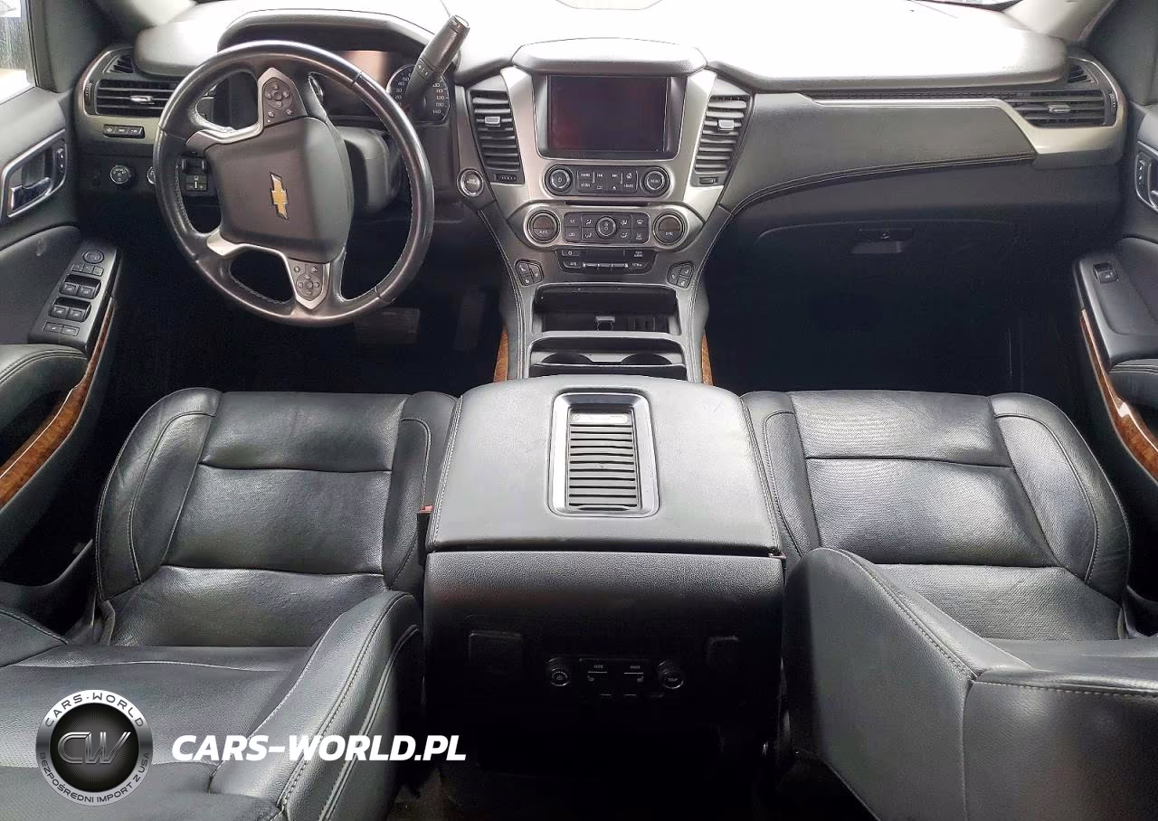 2018 Chevrolet Suburban K1500 Premier VIN:1GNSKJKC8JR301684 - 8