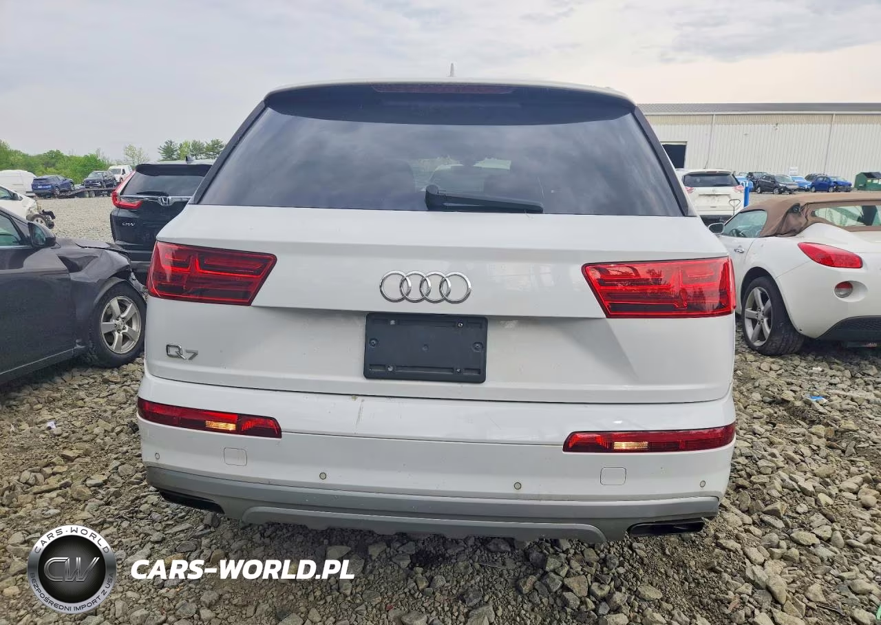 2019 Audi Q7 Premium Plus VIN:WA1LAAF70KD020923 - 6