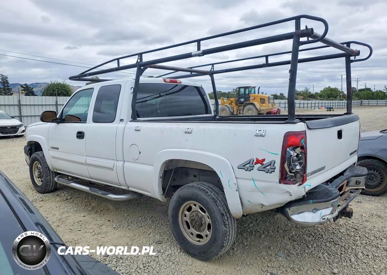 2003 Chevrolet Silverado K2500 Heavy Duty VIN:1GCHK29U73E238014 - 2