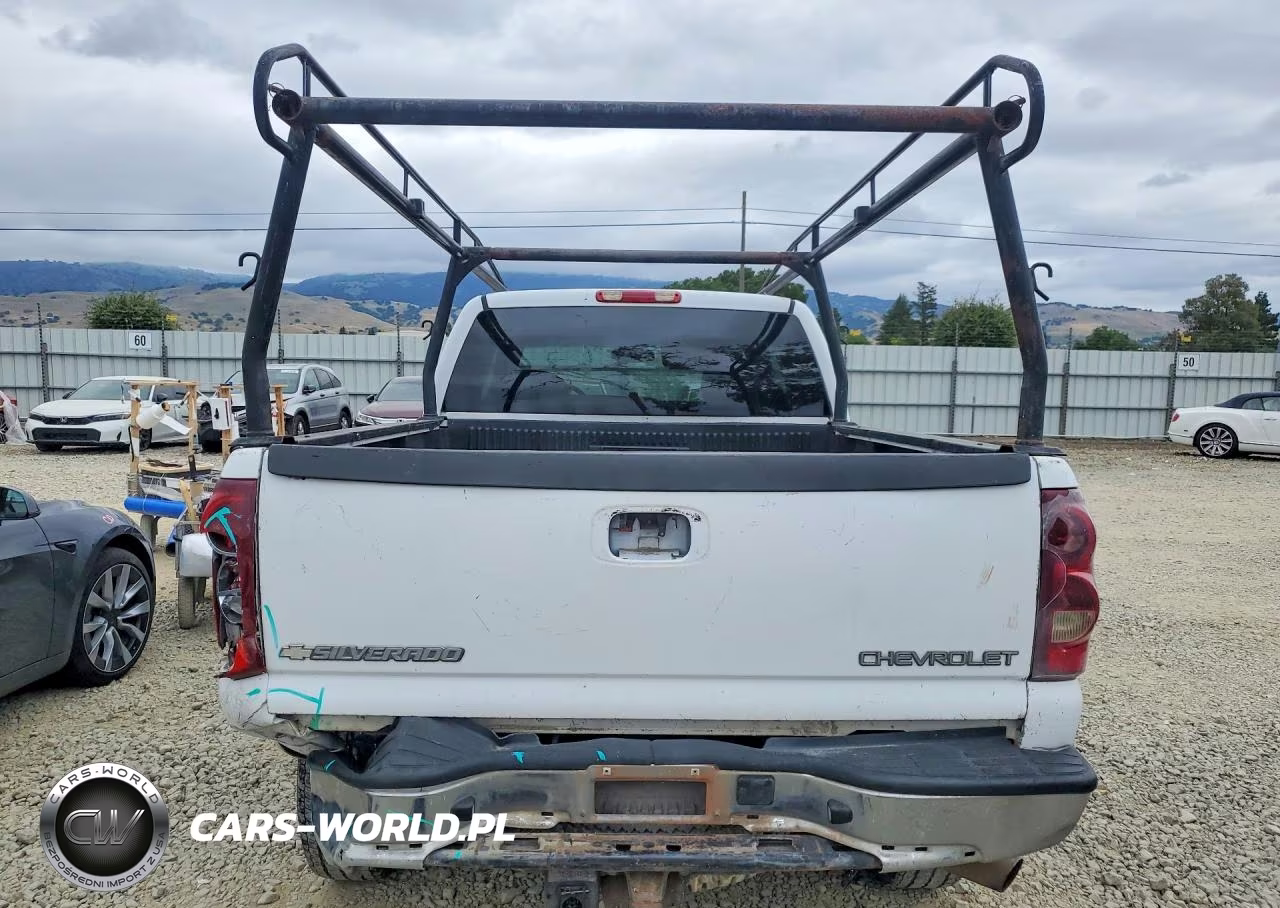 2003 Chevrolet Silverado K2500 Heavy Duty VIN:1GCHK29U73E238014 - 6