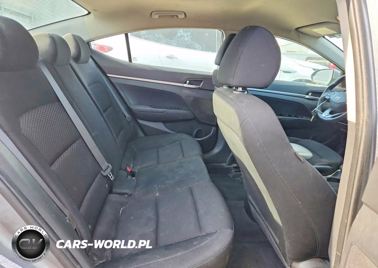 2019 Hyundai Elantra Se VIN:KMHD74LFXKU753353 - 10