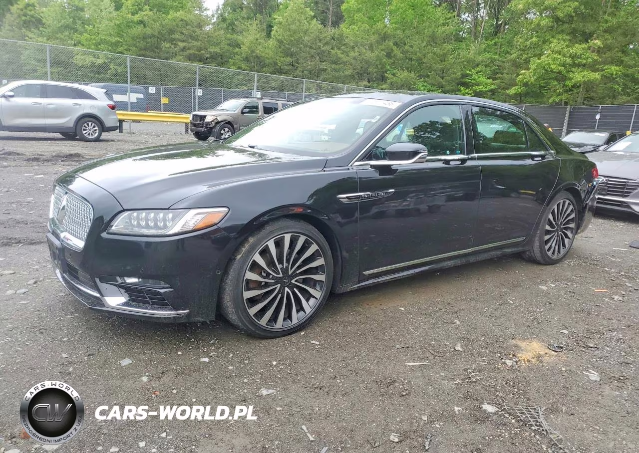 2017 Lincoln Continental Black Label