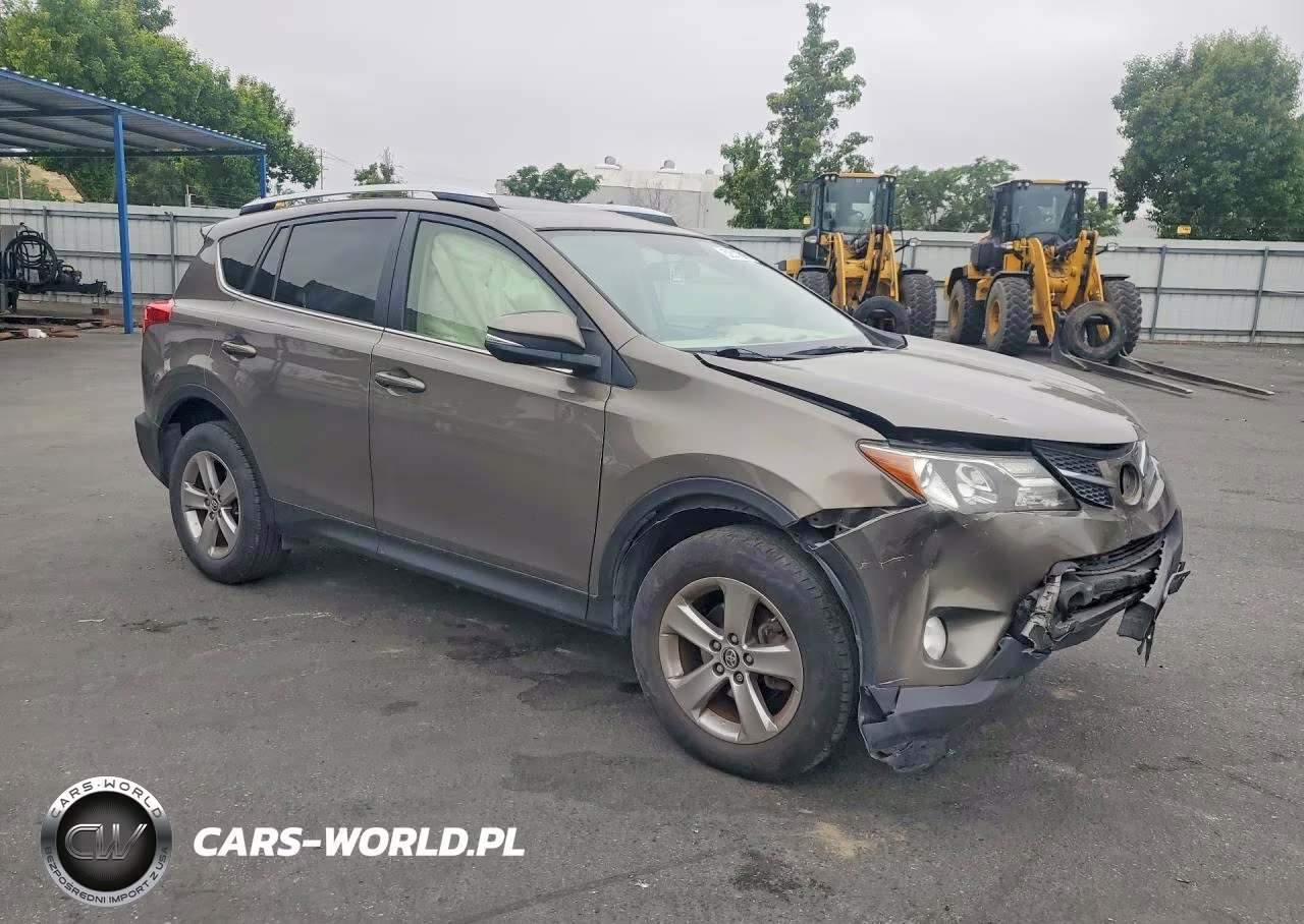 2015 Toyota Rav4 Xle VIN:JTMWFREV9FD060975 - 4