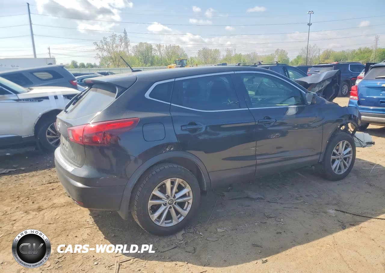 2019 Nissan Rogue Sport S VIN:JN1BJ1CP6KW523675 - 3