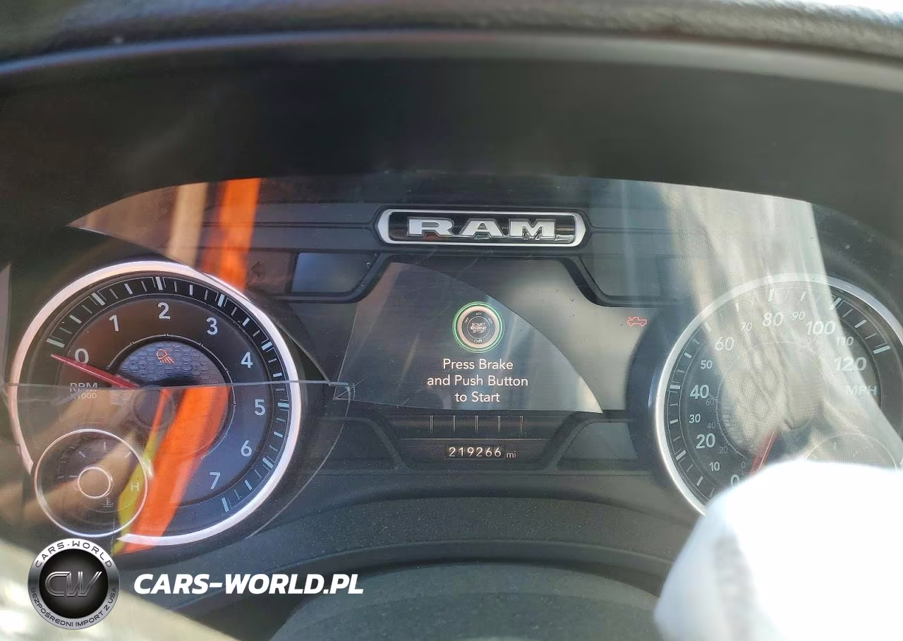 2020 Ram 1500 Laramie VIN:1C6SRFDT4LN295947 - 9