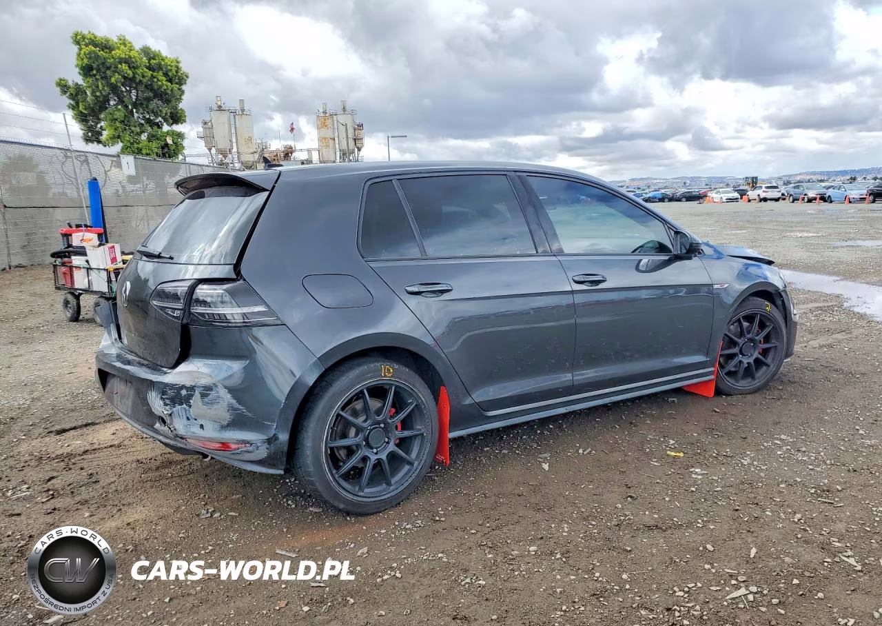 2015 Volkswagen Gti VIN:3VW4T7AU7FM101770 - 3