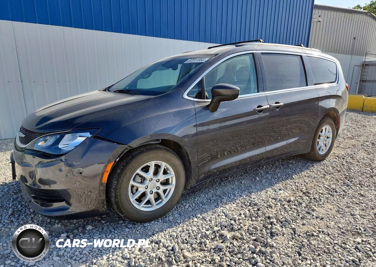 2020 Chrysler Voyager Lxi