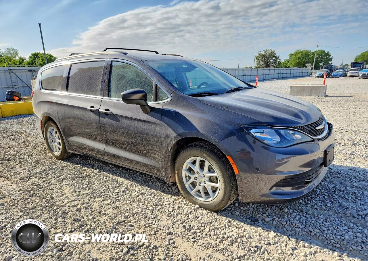 2020 Chrysler Voyager Lxi VIN:2C4RC1DGXLR264459 - 4