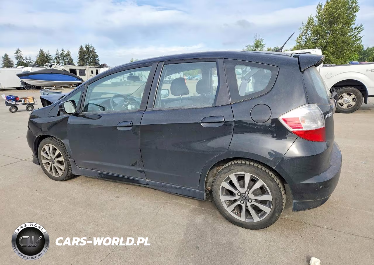 2013 Honda Fit Sport VIN:JHMGE8H59DC026761 - 2