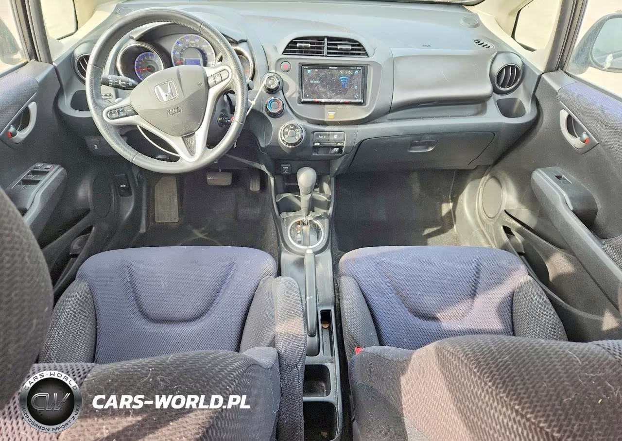 2013 Honda Fit Sport VIN:JHMGE8H59DC026761 - 8