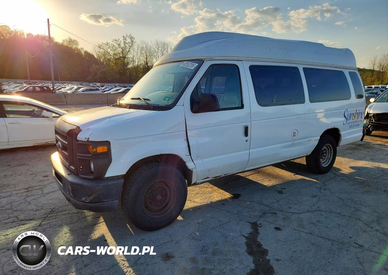 2010 Ford Econoline E350 Super Duty Wagon