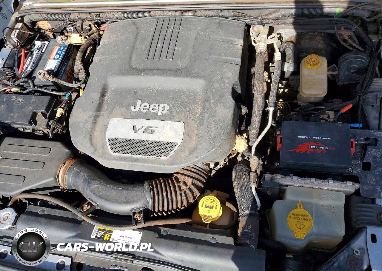 2015 Jeep Wrangler Unlimited Sahara VIN:1C4BJWEG1FL751873 - 12