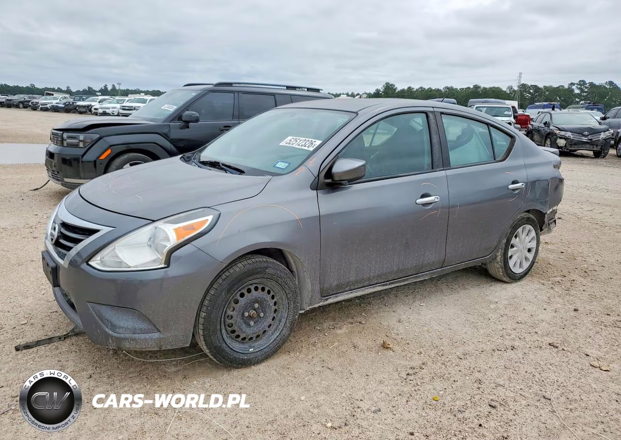 2019 Nissan Versa Sv