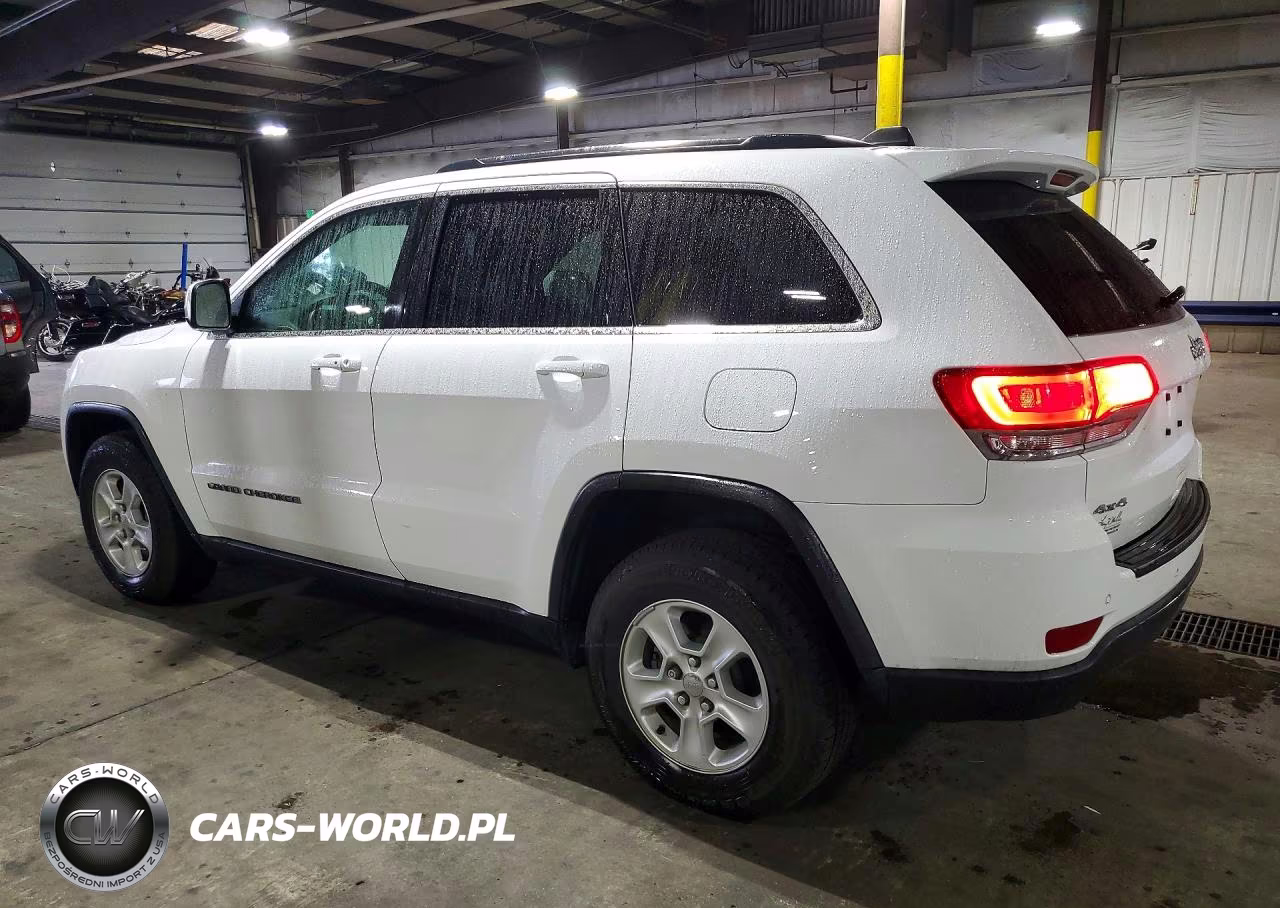 2017 Jeep Grand Cherokee Laredo VIN:1C4RJFAG7HC886914 - 2