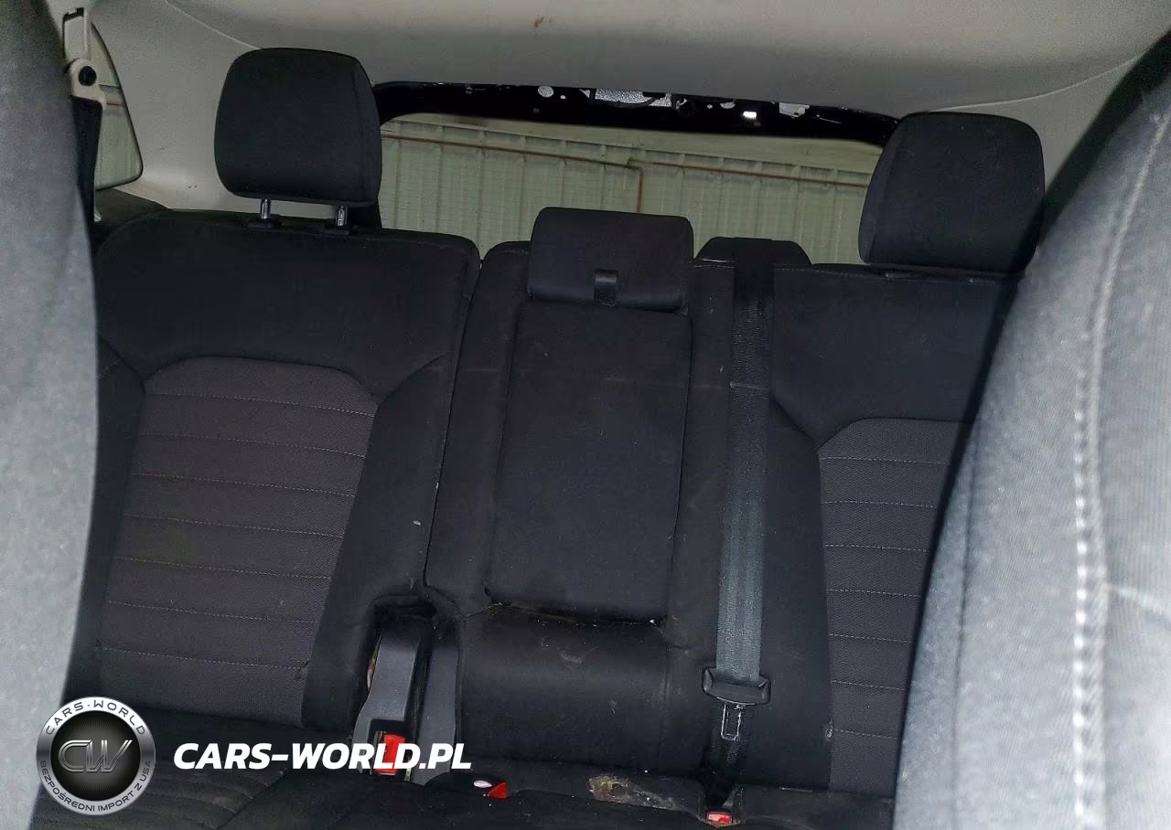 2016 Ford Edge Se VIN:2FMPK3G99GBB00679 - 10