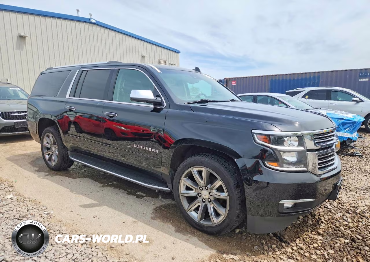 2018 Chevrolet Suburban K1500 Premier VIN:1GNSKJKC1JR151613 - 4