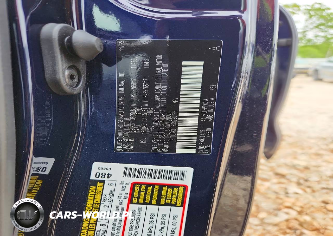 2025 Toyota Sienna Xle 8-Passenger VIN:5TDJRKEC3SS290193 - 13
