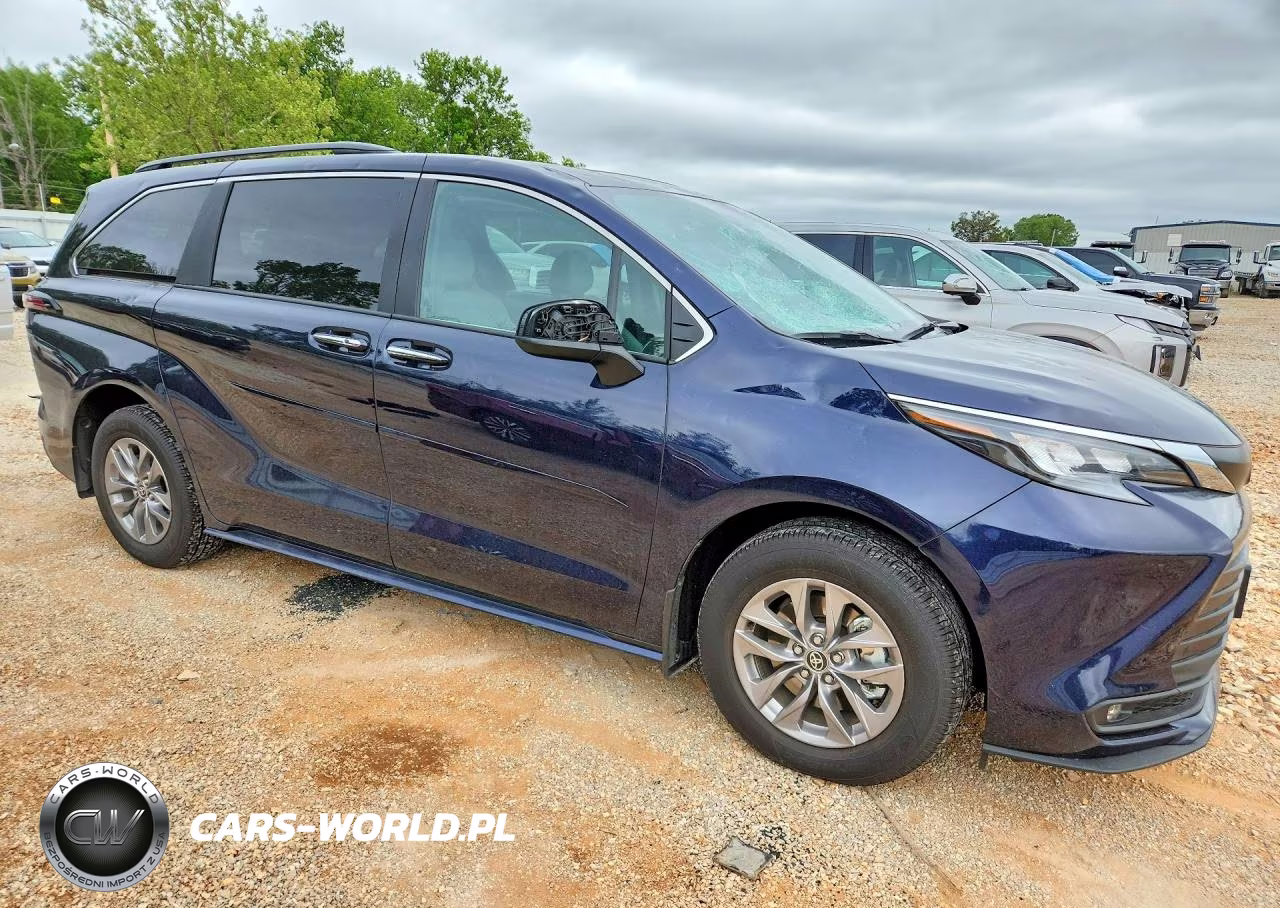 2025 Toyota Sienna Xle 8-Passenger VIN:5TDJRKEC3SS290193 - 4