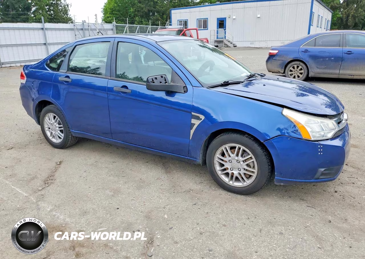 2008 Ford Focus Se VIN:1FAHP35NX8W216568 - 4