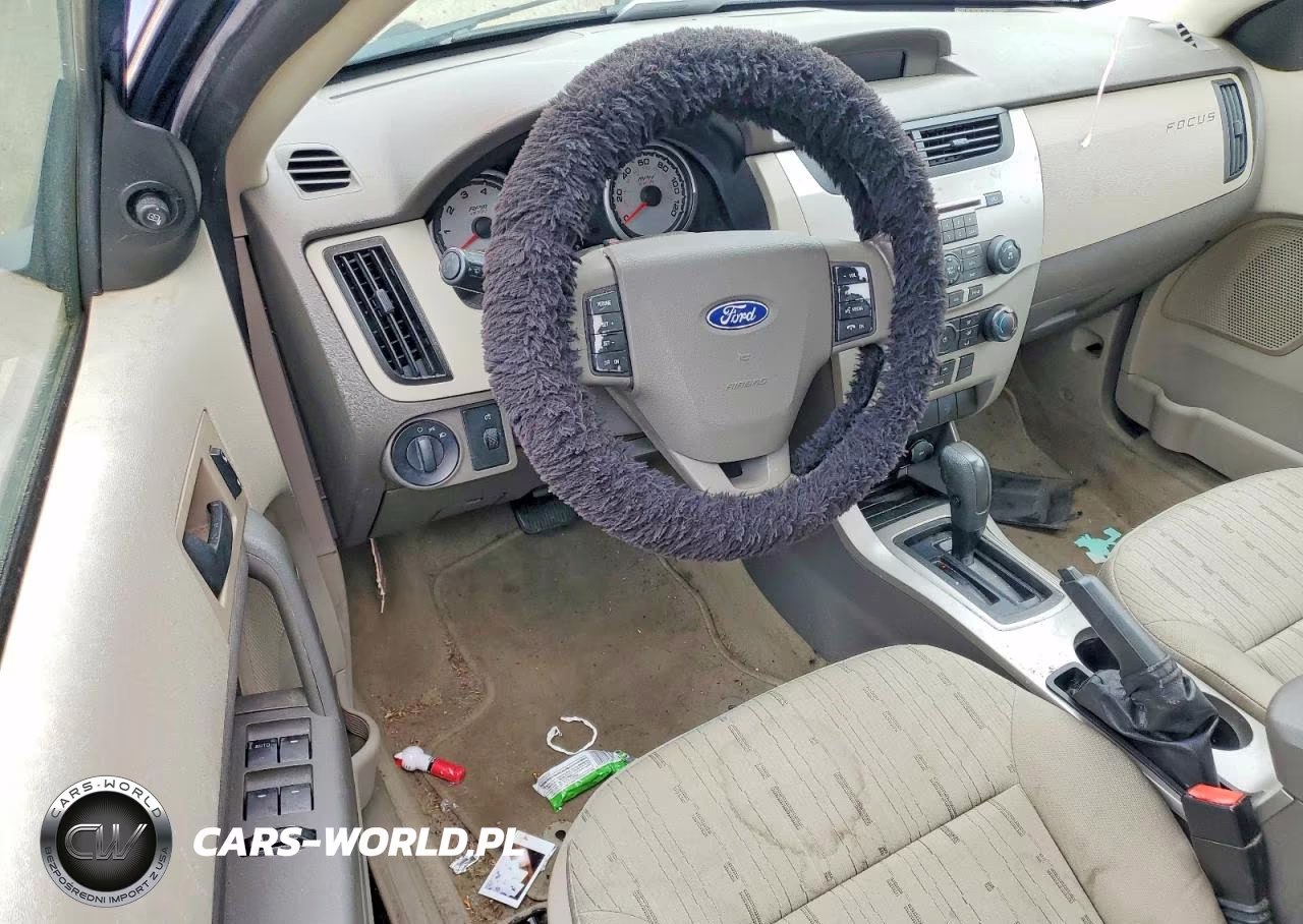 2008 Ford Focus Se VIN:1FAHP35NX8W216568 - 8