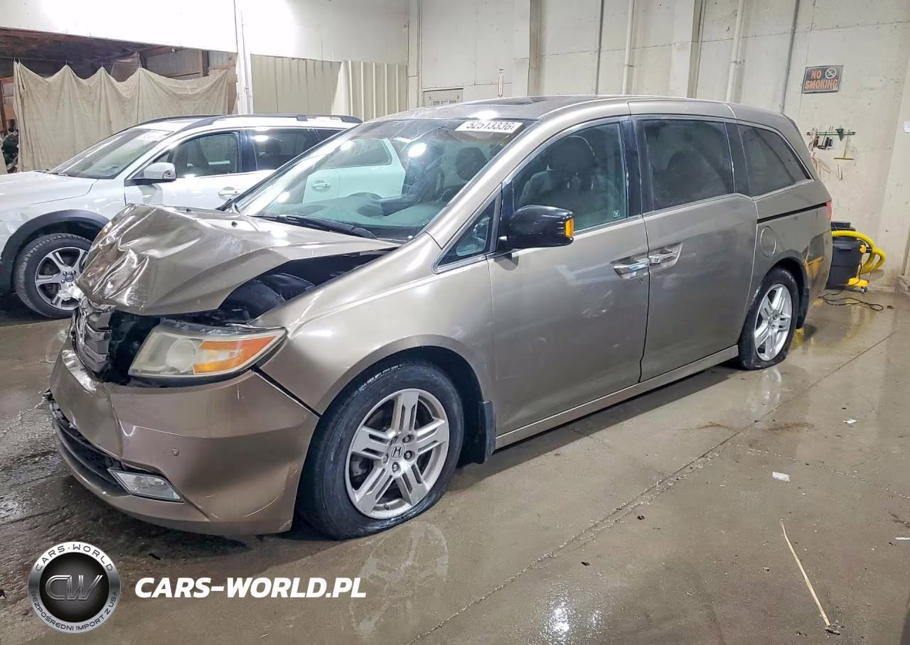 2012 Honda Odyssey Touring – zdjęcie 1 z 13