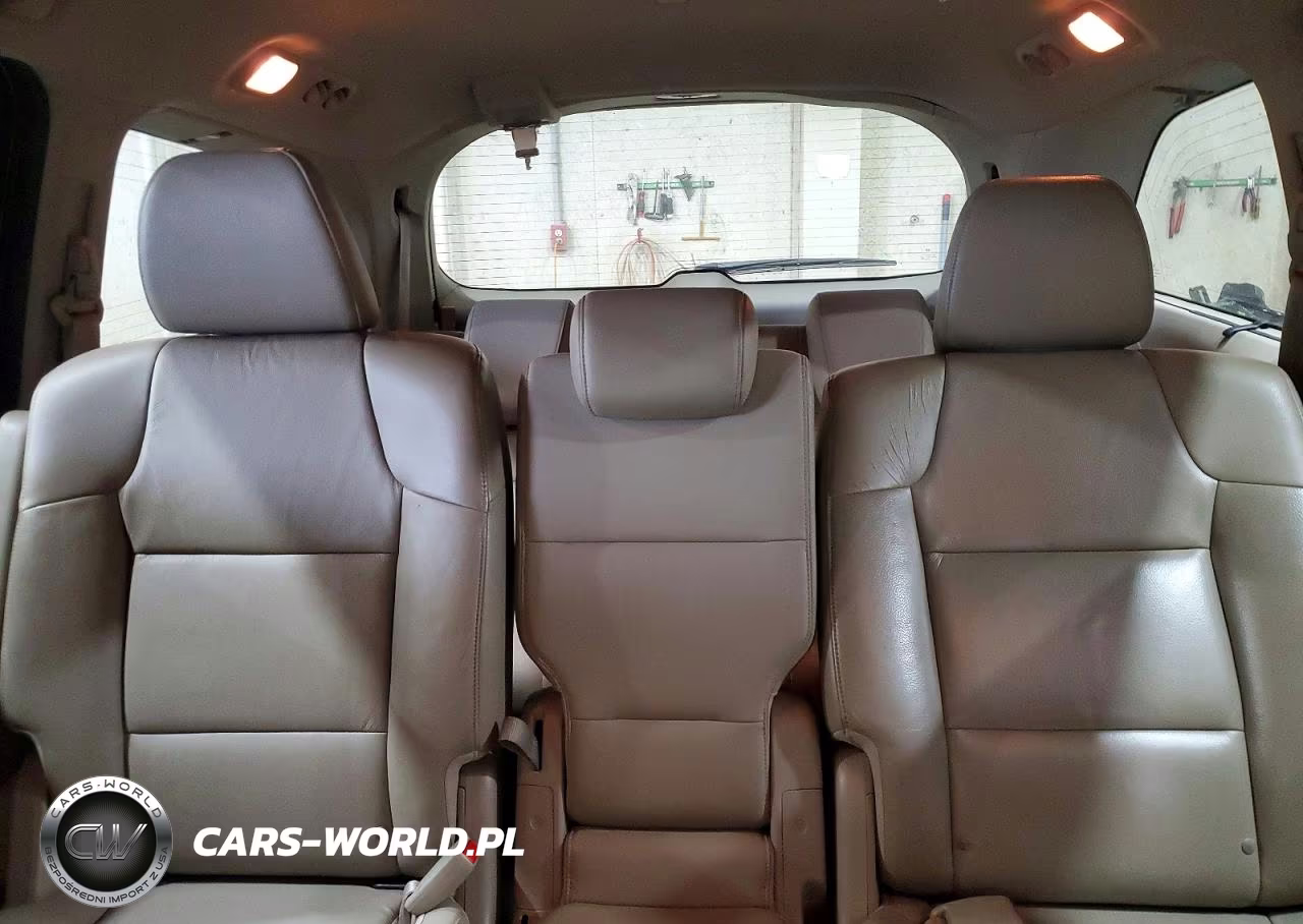 2012 Honda Odyssey Touring VIN:5FNRL5H97CB081664 - 10