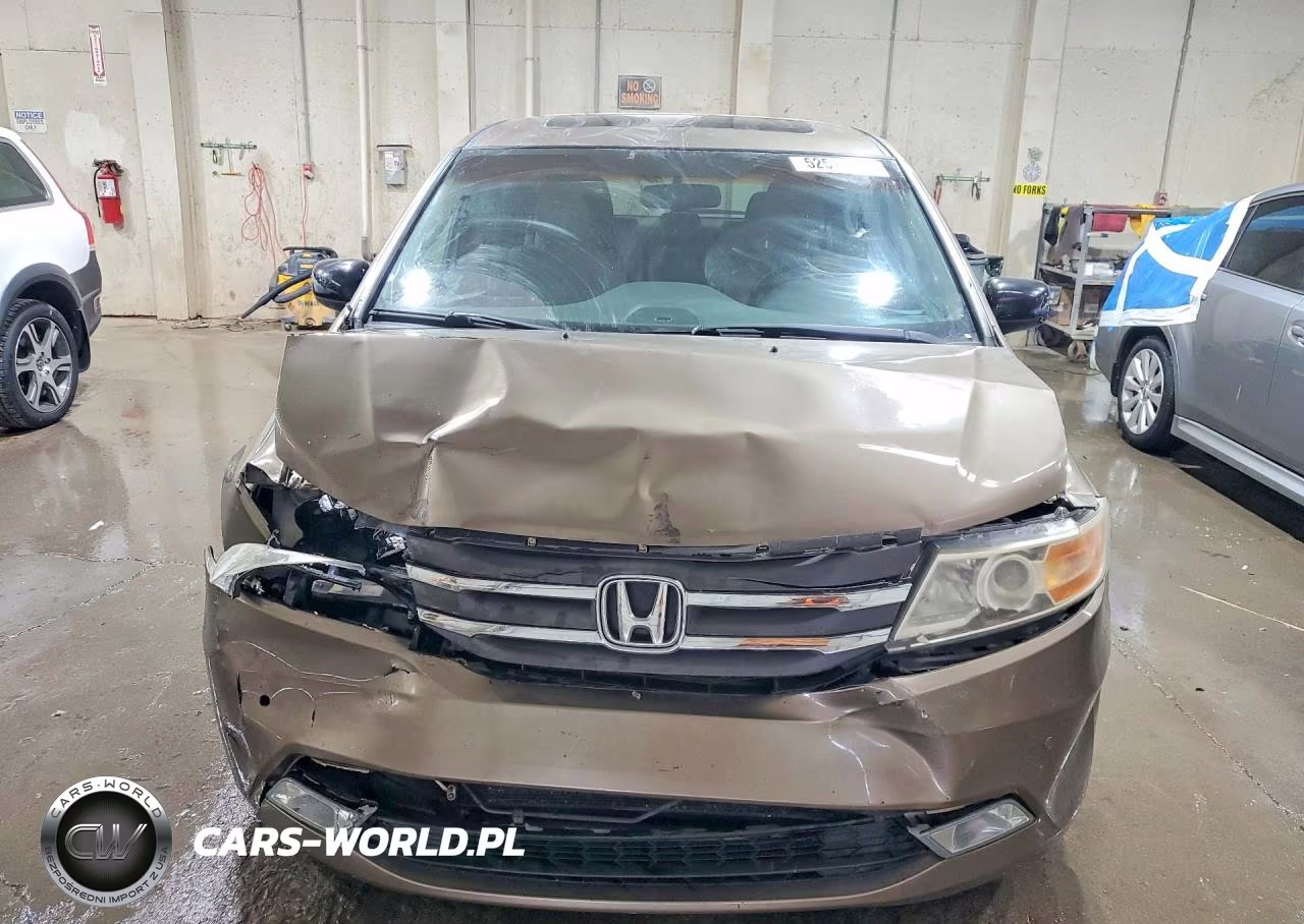 2012 Honda Odyssey Touring VIN:5FNRL5H97CB081664 - 5