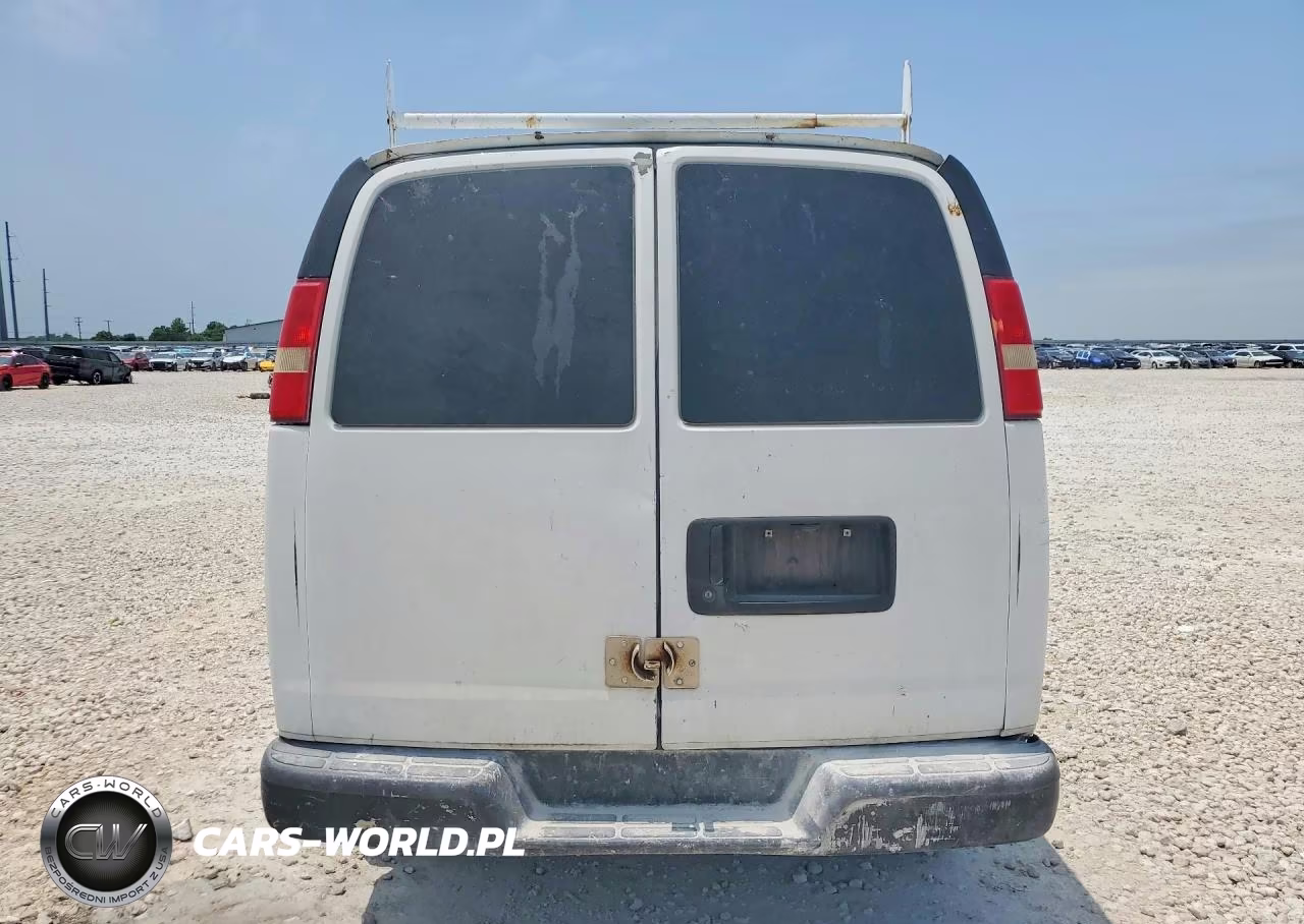 2011 Chevrolet Express G2500 VIN:1GCWGFBA4B1106589 - 6