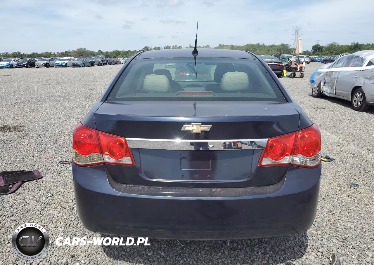 2011 Chevrolet Cruze Ls VIN:1G1PC5SHXB7174246 - 6