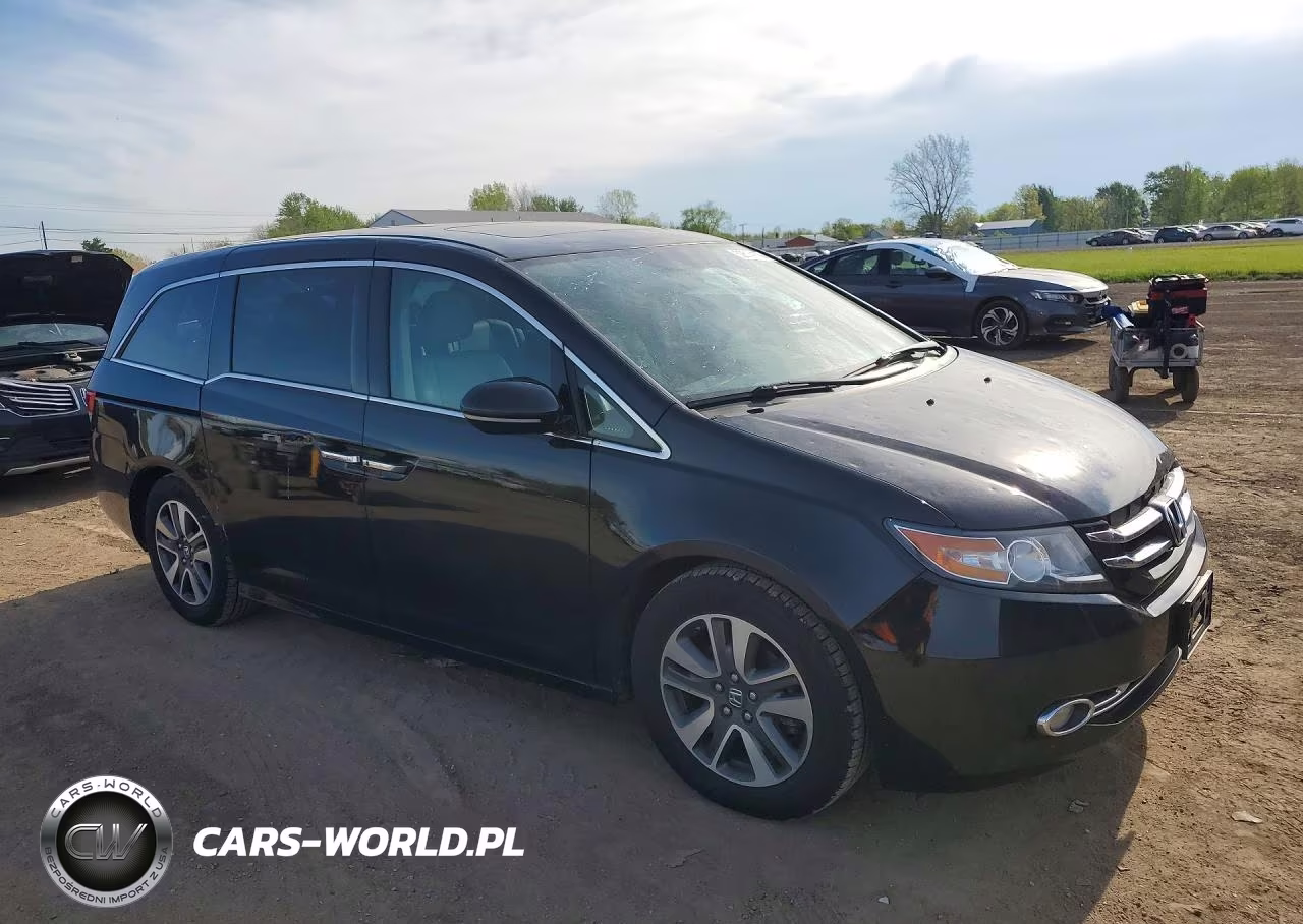 2016 Honda Odyssey Touring VIN:5FNRL5H98GB160296 - 4