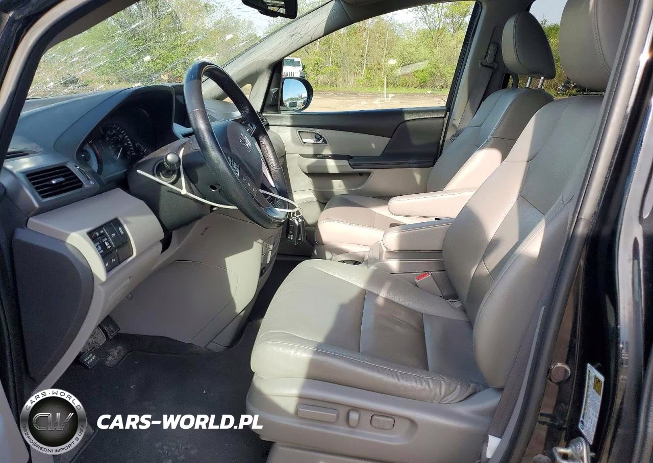 2016 Honda Odyssey Touring VIN:5FNRL5H98GB160296 - 7