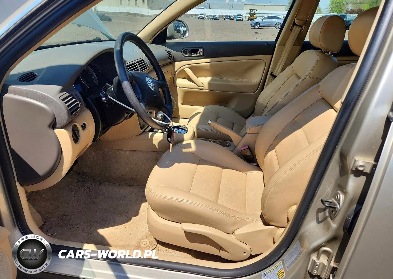 2005 Volkswagen Passat Gls 4Motion VIN:WVWDD63B25E147761 - 7