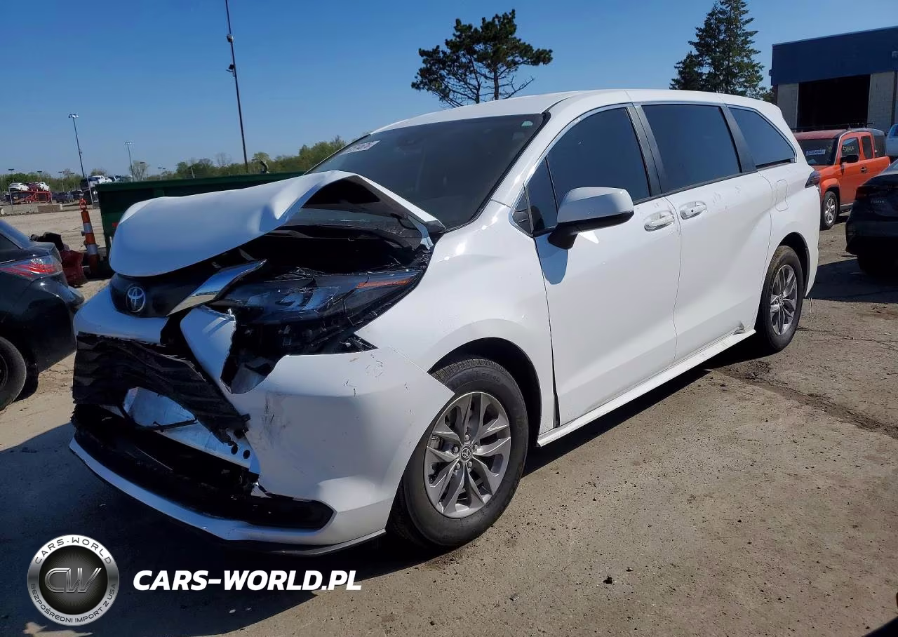 2026 Toyota Sienna Le – zdjęcie 1 z 13