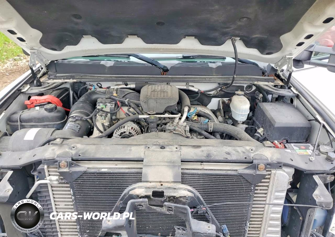 2008 Chevrolet Silverado C2500 Heavy Duty VIN:1GCHC23688F162943 - 11