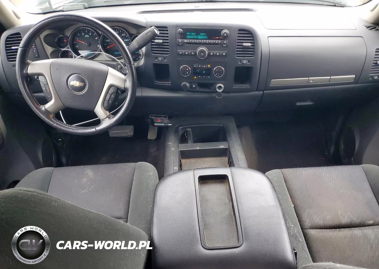 2008 Chevrolet Silverado C2500 Heavy Duty VIN:1GCHC23688F162943 - 8