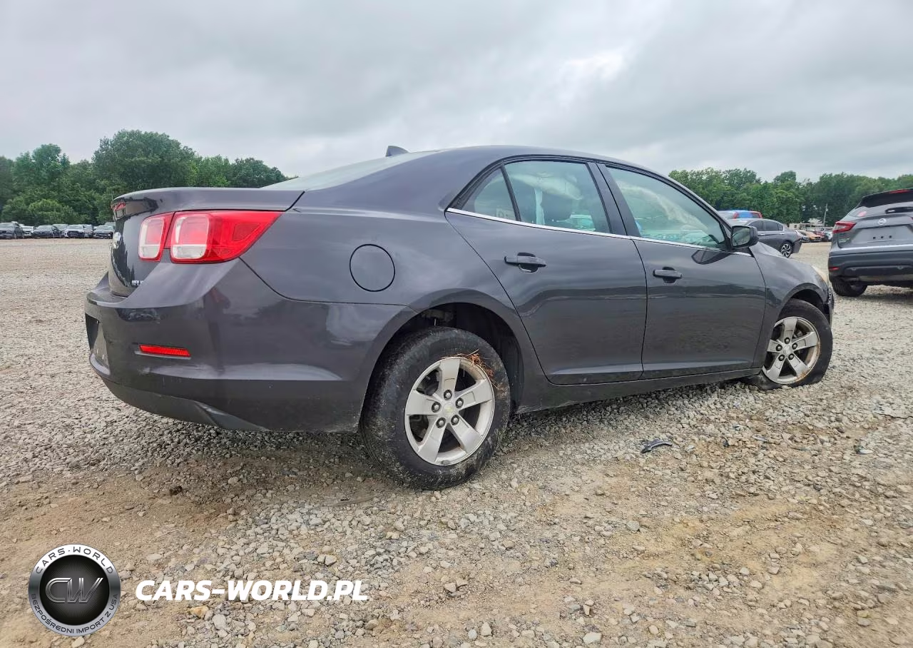 2013 Chevrolet Malibu Ls VIN:1G11A5SA1DF203012 - 3