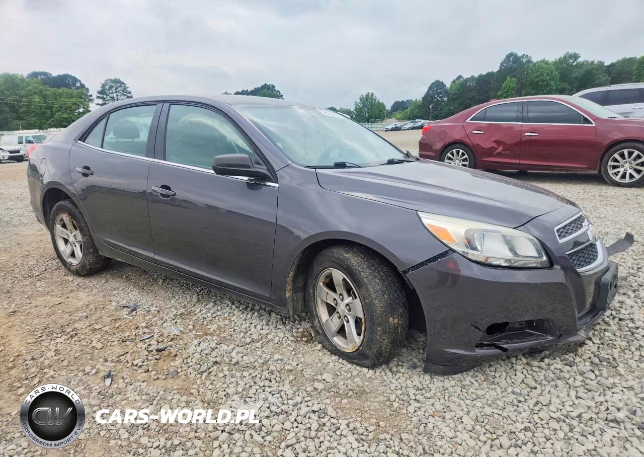 2013 Chevrolet Malibu Ls VIN:1G11A5SA1DF203012 - 4