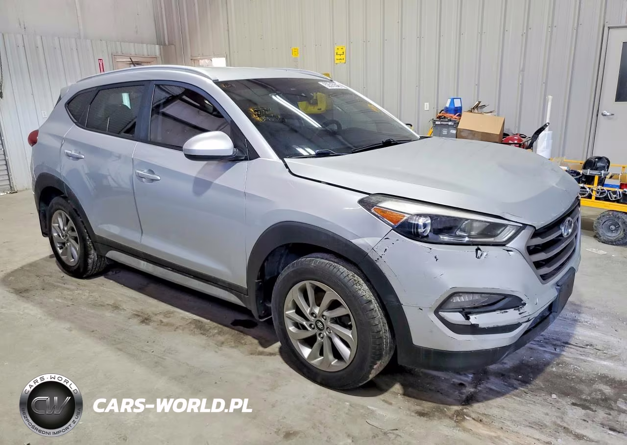 2017 Hyundai Tucson Se VIN:KM8J33A47HU376323 - 4